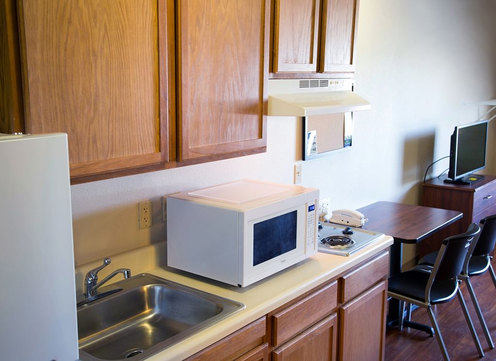 Woodspring Suites Tulsa Habitación foto
